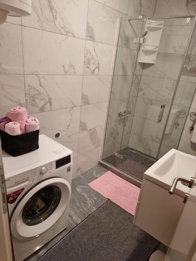 Anida Apartment